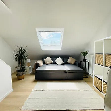 Large Townhouse With A Private Garden-dif1 *