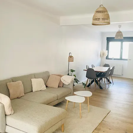 Large Townhouse With A Private Garden-dif1 * 迪弗当日
