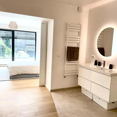 Large Townhouse With A Private Garden-dif1 Apartment *