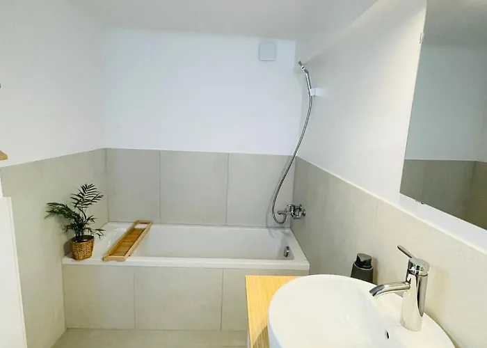 Large Townhouse With A Private Garden-dif1 Apartment Differdingen